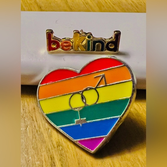 2 LGBTQ+ Pride Be Kind & Heart Pins - Picture 3 of 9